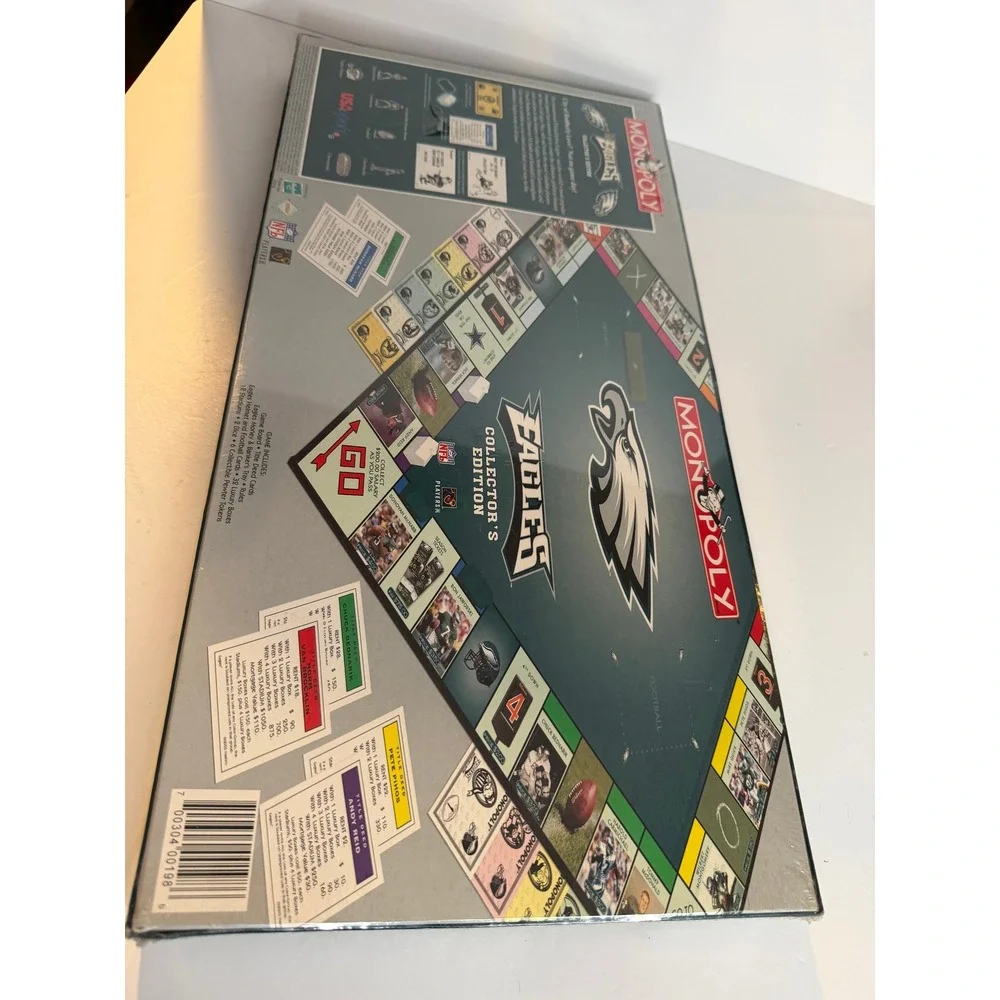 NEW SEALED 2003 Philadelphia Eagles Monopoly Collectors Edition NFL Board Game